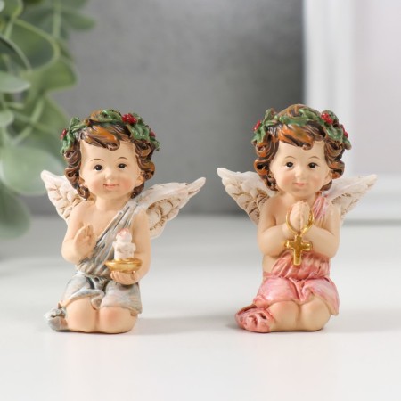 Polystone souvenir "Angel with a wreath with a candle/cross" MIX 6x4.8x3.4 cm