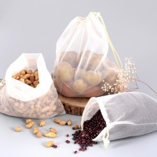 A bag made of polyester, 20 × 25 cm, 2 kg, with ties, transparent