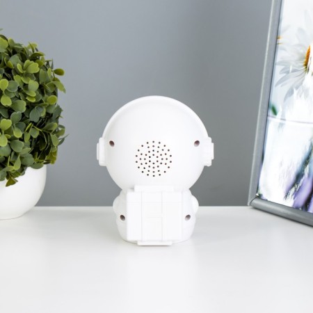 Night-designer "Cosmonaut" LED 3W USB white 9.5x11x13 cm Risalux-8