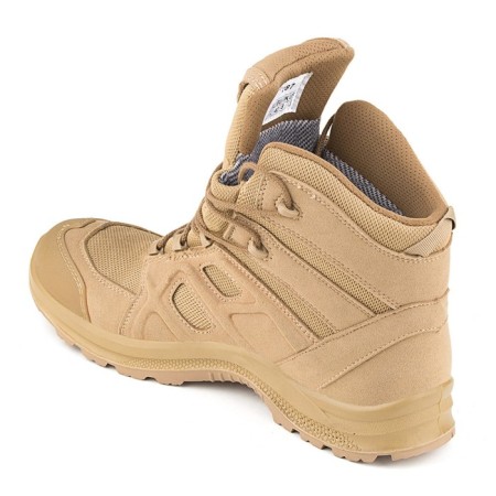 Tracking shoes Elkland 187, demi -season, sandy color, size 44-2