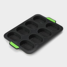 Silicone form for baking with perforation 
