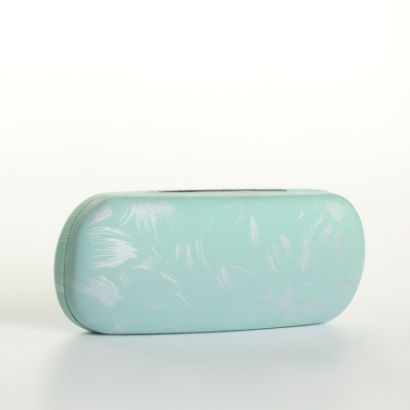 Case for glasses on the cracker, green color
