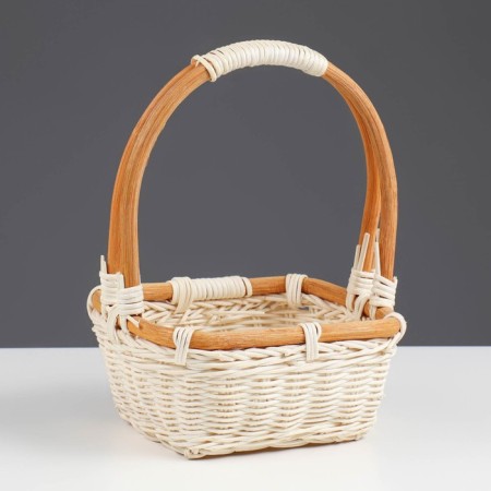 A set of baskets, 3 pcs, 27 × 27 × 9/30 cm, 23 × 23 × 8/25 cm, 20 × 20 × 7/20 cm, rotang-3