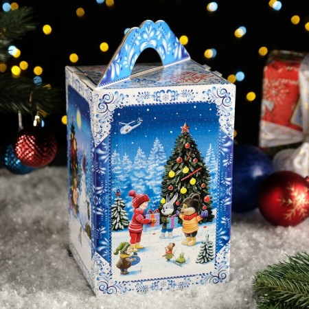 Gift box "The holiday comes to us", 15.8 x 15.8 x 23.5 cm-1