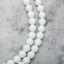 Beads on threads ball No. 10 faceted “agate white” (38 beads)