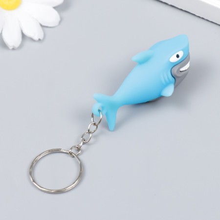 Trick Rubber "Shark" 6x2.8x2.7 cm-2