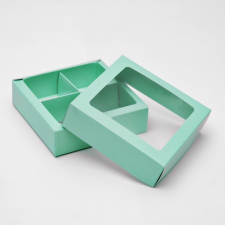 Box for sweets 4 pcs, with a window, mint, 12.5 x 12.5 x 3.5 cm-1