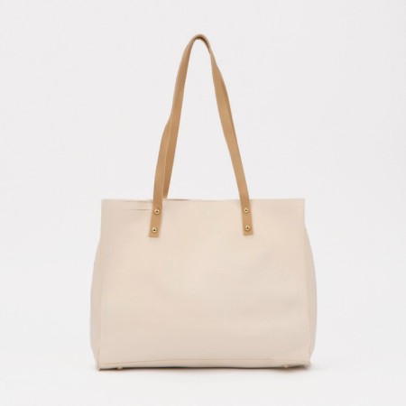 Hooper bag on a magnetic button, milk color