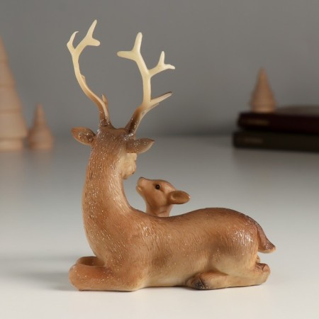Polystone souvenir "Deer with a deer" 10.5x6x12.5 cm-3