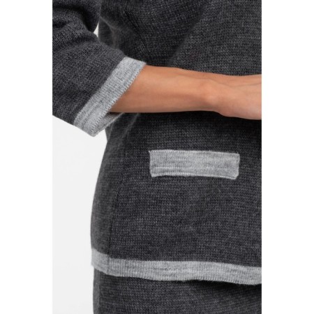Female suit, size 42-9