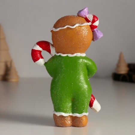 Polystone souvenir "Pitch with candy and candy" 4.5x8.5x14 cm-2