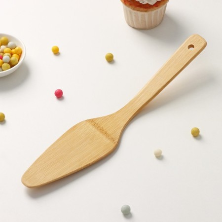 Confectionery blade for a cake, 29.5 × 6.5 cm, bamboo
