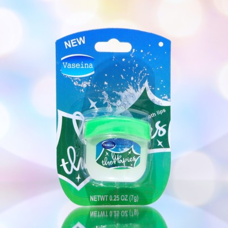 Cosmetic Vaseline for lip with the aroma "Sprite"
