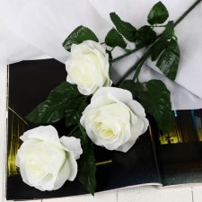 Artificial flowers 