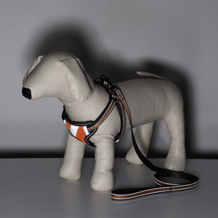 The ammunition set is reflective, size m, og 40-70 cm, sling 2 cm, orange-10