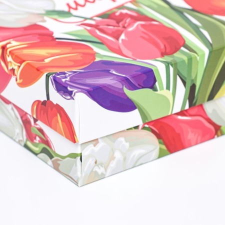 Gift box team "Bouquet of tulips" 21 x 15 x 5.7-3