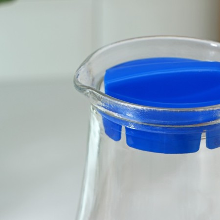 A jug with a Cryste lid, 1.5 liters-2