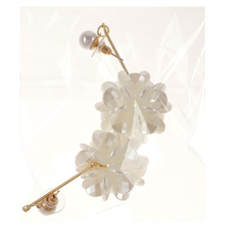 Earrings hanging white-2