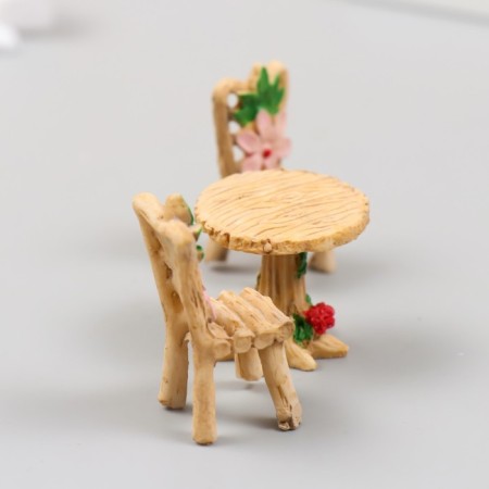 Figure for Florarium Polystone "Table with chairs Flower" set-1
