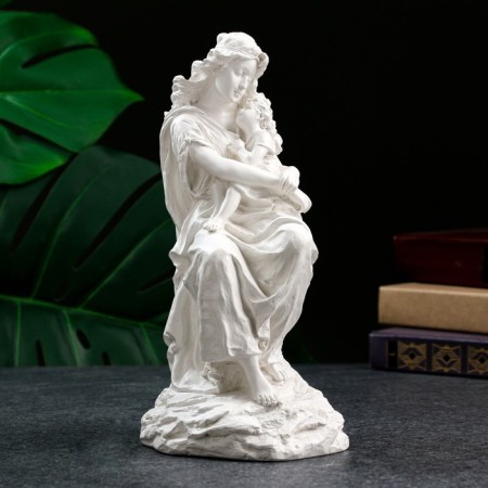 Figure "Maternal Love" White, 12x10x21cm