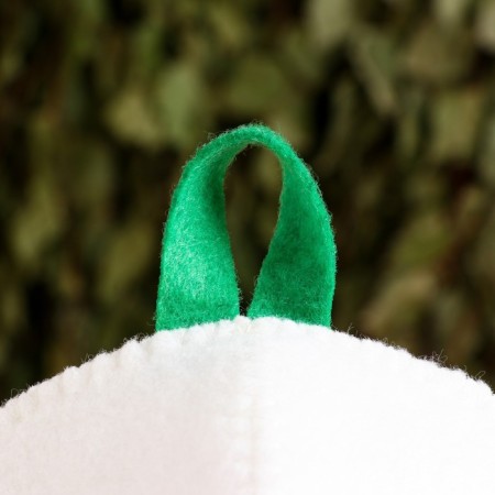 A cap for a bathhouse with an applique "Ready for take -off"-4