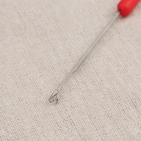 Needle for raising loops, 15 cm, red color-1