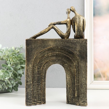 Polystone souvenir "Two on the arch" under metal 19.2x8.7x30.4 cm-4