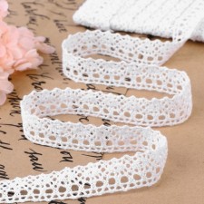 Knitted lace, 15 mm × 15 ± 1 m, white color