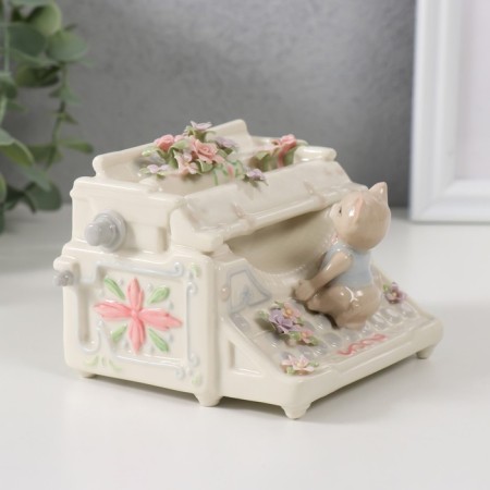 Souvenir Ceramics Musical "A kitten with a flower printing machine" 9x11x7.5 cm