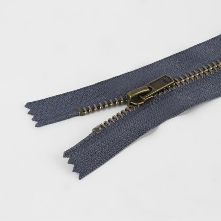 Metal zipper, No. 4, non -proceeding, automatic lock, 14 cm, gray/antique color-1