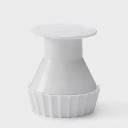 Press for the formation of tartletlets ribbed, 6.8 × 7 cm, white color