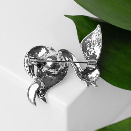 Pelican brooch with a pearl, the color is black and white in black silver-2