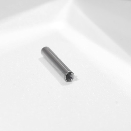 Stainless steel rod thickness 1.6, internal thread 0.9 mm, l = 10 mm-1