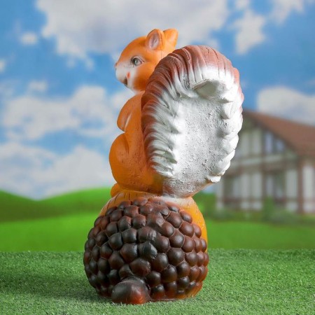 Garden figure "Squirrel on a nut" 30x40cm-3