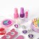 A set of children's cosmetics in the Single -Owing suitcase