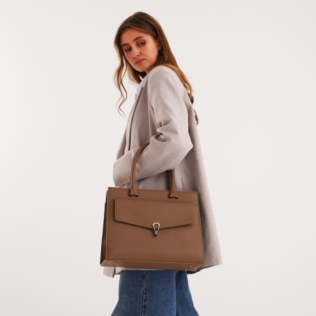 Bag Women's Tout, on the zipper, the color is light sand-7