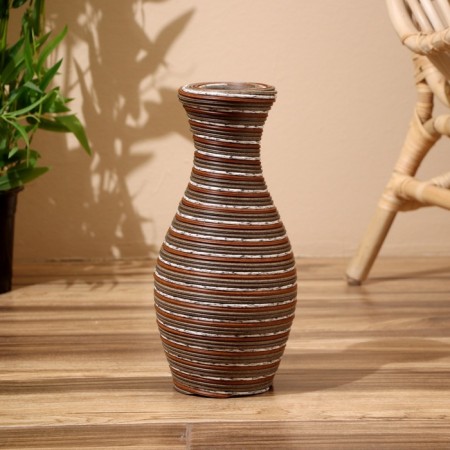 Vase wicker, floor 17x17x35 cm (+/- 3cm)