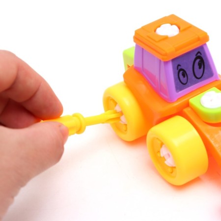 Sand -based “Tractor” designer, 21 details-4