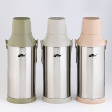 Thermos 2 l, with a glass flask, retains heat 12 hours, with a mug, mix