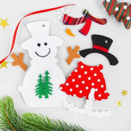 Set for creativity - Create a Christmas tree decoration from felt "Snowman with Christmas trees"-1