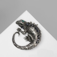 Iguan's “lizard” brooch, the color is gray-green in black silver