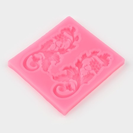 Mold "Grape Leaves", silicone, 7.7 × 7 cm, pink color-1