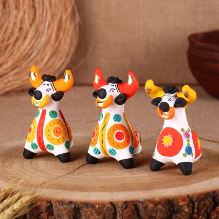 Dymkovo toy "Bull"