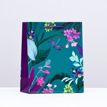 Gift package "Bouquet with violets", 18 x 22.3 x 10 cm