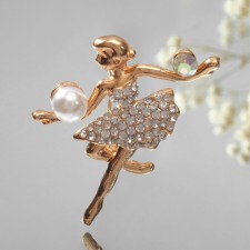 Brooch 