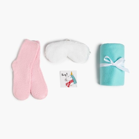 Gift set “Happy New Year” (blanket, socks, sleep mask)-1