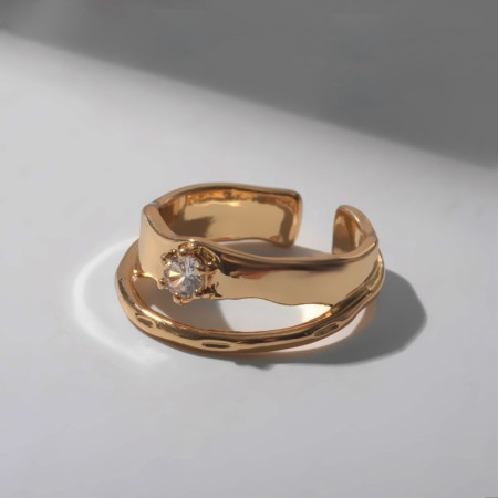 Ring "melting" double, white color in gold, dimensionless-2
