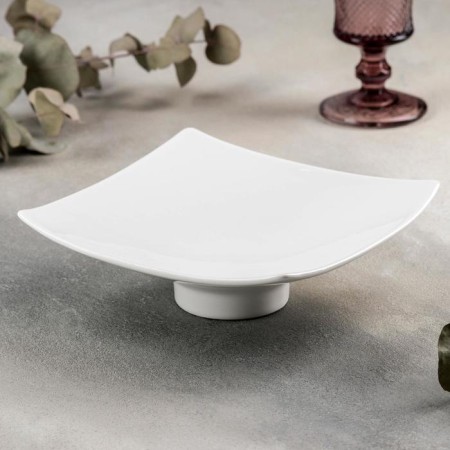 Porcelain Square Wilmax, D = 18.5 cm