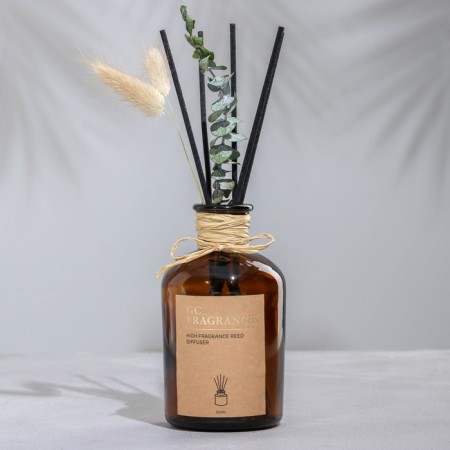 Set for flavoring rooms in a tube: diffuser 230 ml, aromaticoma, red tree-6