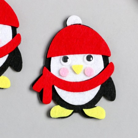 Decor for the creativity of felt "Penguin in the cap and scarf" 8x6.4 cm